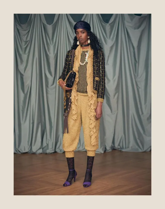 Valentino Pants And Shorts Woman Lurex Knit Pants For Woman In Gold Gold Valentino Pants And Shorts Woman Lurex Knit Pants For Woman In Gold Gold