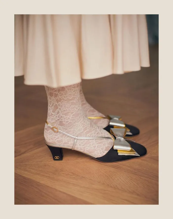 Valentino Pumps Woman Bowow Slingback Pumps In Moir Fabric 45mm For Woman In Blacksilver Blacksilver
