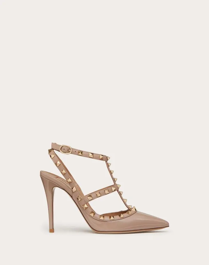 Valentino Pumps Woman Patent Rockstud Caged Pump 100mm For Woman In Ivorypoudre Ivorypoudre Valentino Pumps Woman Patent Rockstud Caged Pump 100mm For Woman In Ivorypoudre Ivorypoudre