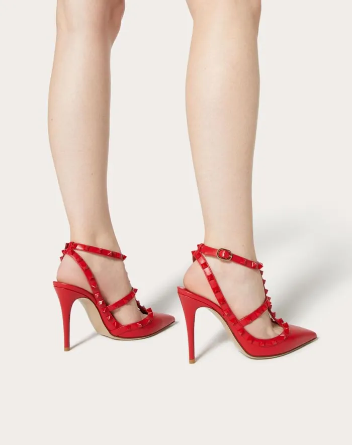 Valentino Pumps Woman Rockstud Ankle Strap Pump With Tonal Studs 100 For Woman In Poudre Poudre Valentino Pumps Woman Rockstud Ankle Strap Pump With Tonal Studs 100 For Woman In Poudre Poudre