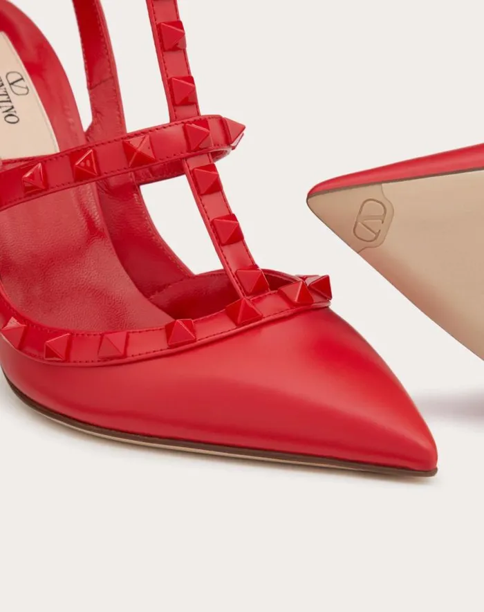 Valentino Pumps Woman Rockstud Ankle Strap Pump With Tonal Studs 100 For Woman In Poudre Poudre Valentino Pumps Woman Rockstud Ankle Strap Pump With Tonal Studs 100 For Woman In Poudre Poudre