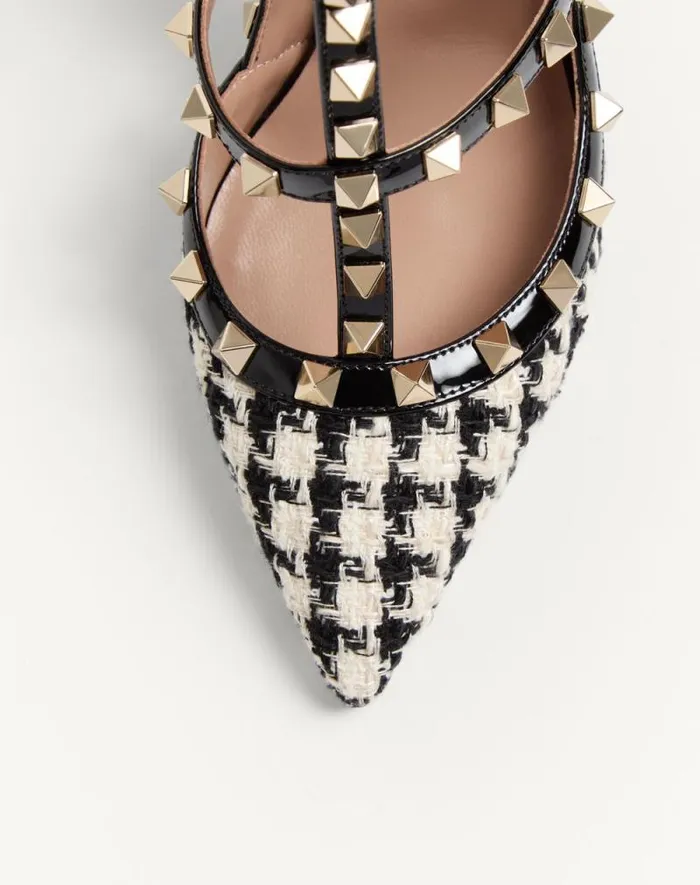 Valentino Pumps Woman Rockstud Pump In Pieddepoule Fabric 100mm For Woman In Ivoryblack Ivoryblack Valentino Pumps Woman Rockstud Pump In Pieddepoule Fabric 100mm For Woman In Ivoryblack Ivoryblack