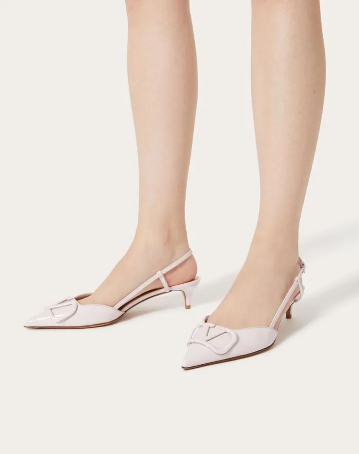 Valentino Pumps Woman Vlogo Signature Patent Leather Slingback Pump 40mm 16 In For Woman In Rose Cannelle Rose Cannelle