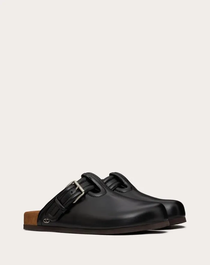 Valentino Sandals Man Fussfriend Calfskin Leather Sabot For Man In Black Black