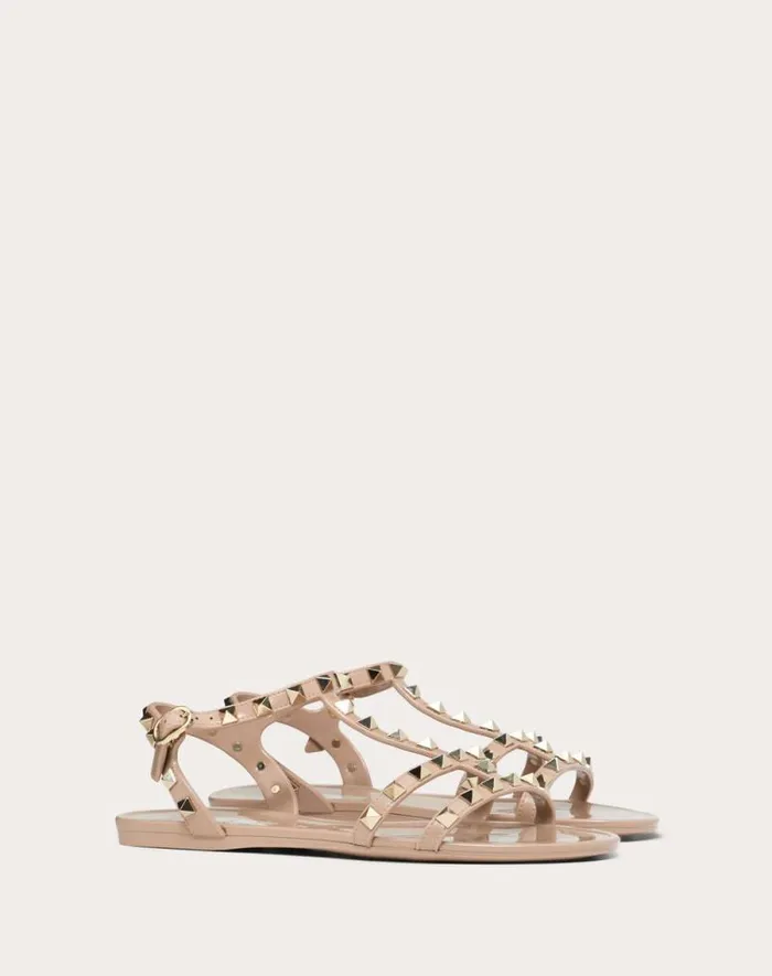Valentino Sandals Woman Rockstud Flat Rubber Sandal For Woman In Poudre Poudre Valentino Sandals Woman Rockstud Flat Rubber Sandal For Woman In Poudre Poudre