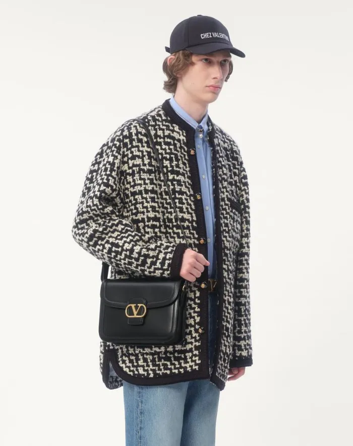 Valentino Shoulder Bags Man Valentino Garavani 9to5 Smooth Calfskin Shoulder Bag For Man In Golden Cuir Golden Cuir Valentino Shoulder Bags Man Valentino Garavani 9to5 Smooth Calfskin Shoulder Bag For Man In Golden Cuir Golden Cuir