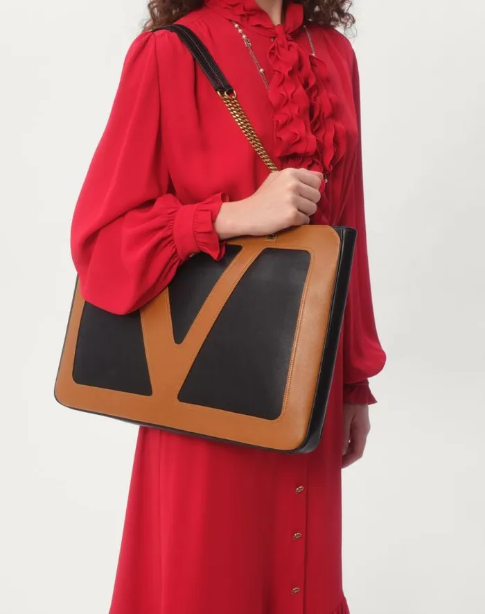 Valentino Shoulder Bags WomanMan Valentino Garavani Viva Superstar Nappa Leather Shopper For Woman In Blackbrown Blackbrown