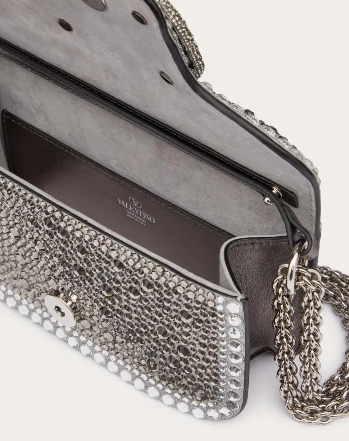 Valentino Shoulder Bags Woman Small Valentino Garavani Loc Shoulder Bag With Rhinestones For Woman In Crystalblackanthracite Crystalblackanthracite Valentino Shoulder Bags Woman Small Valentino Garavani Loc Shoulder Bag With Rhinestones For Woman In Crystalblackanthracite Crystalblackanthracite