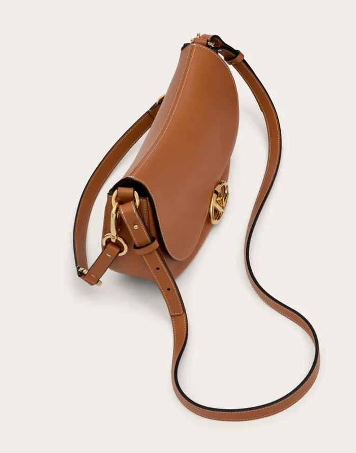 Valentino Shoulder Bags Woman Small Valentino Garavani Ohval Shoulder Bag In Nappa Calfskin For Woman In Black Black Valentino Shoulder Bags Woman Small Valentino Garavani Ohval Shoulder Bag In Nappa Calfskin For Woman In Black Black