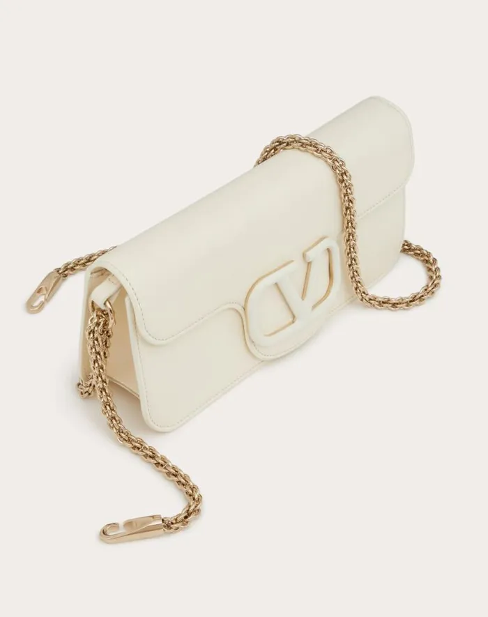 Valentino Shoulder Bags Woman Valentino Garavani Loc Calfskin Shoulder Bag For Woman In Rose Cannelle Rose Cannelle Valentino Shoulder Bags Woman Valentino Garavani Loc Calfskin Shoulder Bag For Woman In Rose Cannelle Rose Cannelle