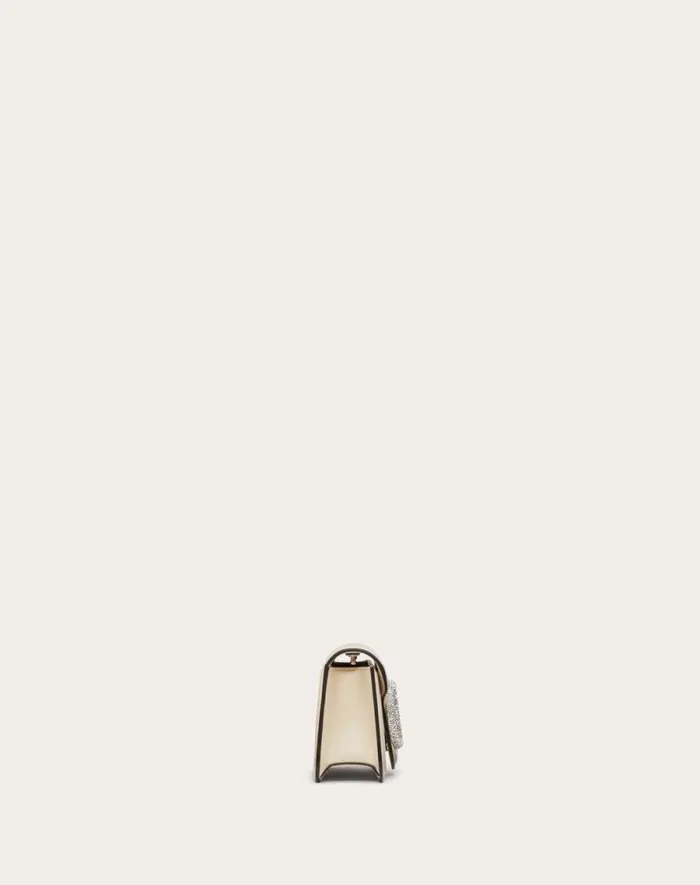 Valentino Shoulder Bags Woman Valentino Garavani Loc Small Shoulder Bag With Jewel Logo For Woman In Light Ivory Light Ivory Valentino Shoulder Bags Woman Valentino Garavani Loc Small Shoulder Bag With Jewel Logo For Woman In Light Ivory Light Ivory