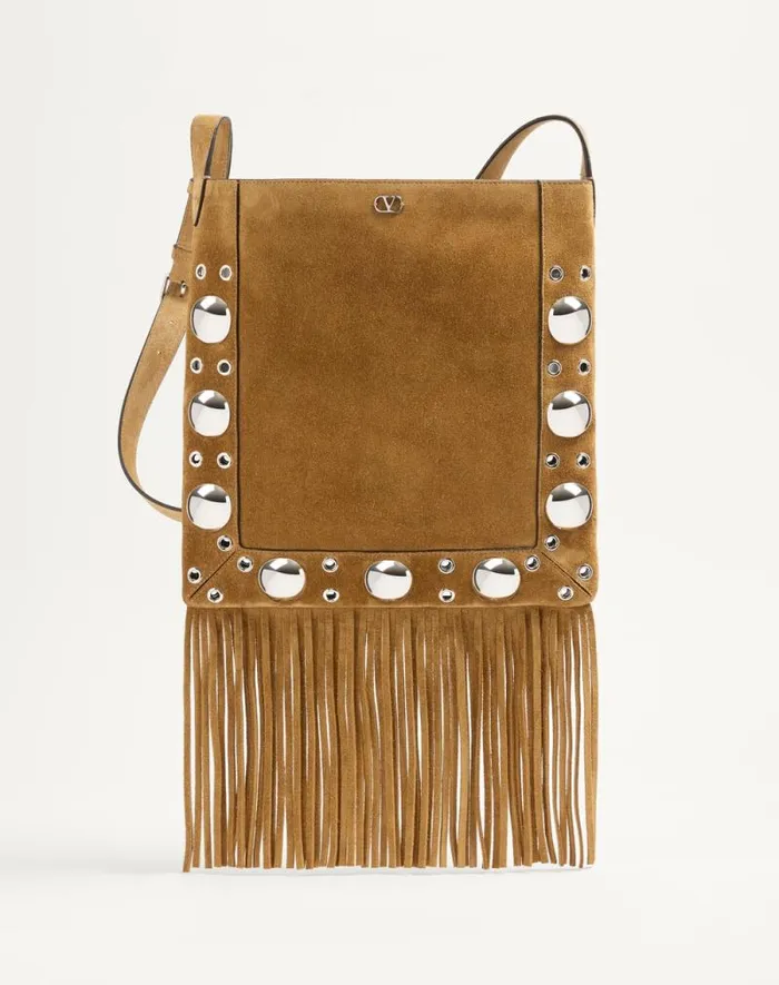 Valentino Shoulder Bags Woman Valentino Garavani Nellcte Suede Shoulder Bag With Fringes For Woman In Beige Beige Valentino Shoulder Bags Woman Valentino Garavani Nellcte Suede Shoulder Bag With Fringes For Woman In Beige Beige