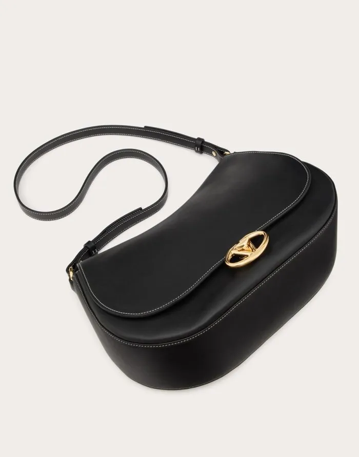 Valentino Shoulder Bags Woman Valentino Garavani Ohval Medium Shoulder Bag In Nappa Calfskin For Woman In Black Black Valentino Shoulder Bags Woman Valentino Garavani Ohval Medium Shoulder Bag In Nappa Calfskin For Woman In Black Black
