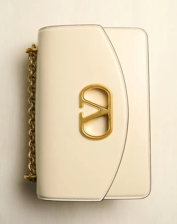 Valentino Shoulder Bags Woman Valentino Garavani Vain Shoulder Bag In Shiny Calfskin For Woman In Black Black