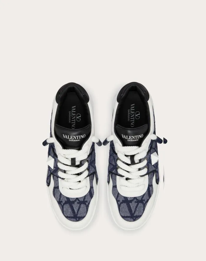 Valentino Sneakers Man One Stud Xl Lowtop Sneaker In Denimeffect Toile Iconographe Jacquard Fabric For Man In Whiteblackdenim Whiteblackdenim Valentino Sneakers Man One Stud Xl Lowtop Sneaker In Denimeffect Toile Iconographe Jacquard Fabric For Man In Whiteblackdenim Whiteblackdenim