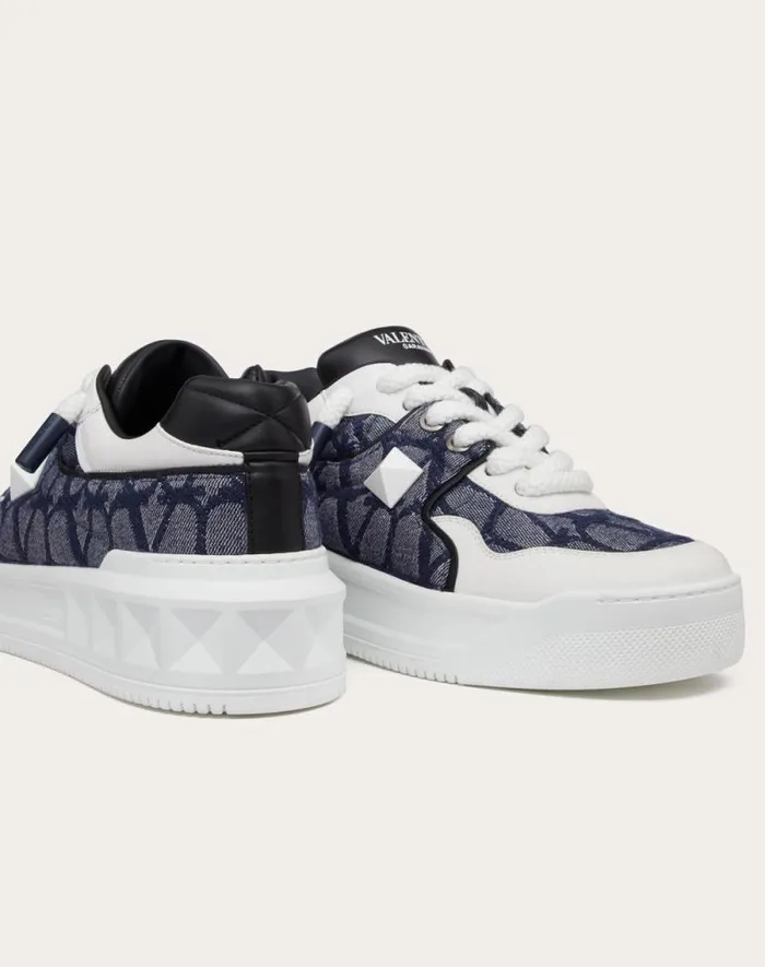 Valentino Sneakers Man One Stud Xl Lowtop Sneaker In Denimeffect Toile Iconographe Jacquard Fabric For Man In Whiteblackdenim Whiteblackdenim Valentino Sneakers Man One Stud Xl Lowtop Sneaker In Denimeffect Toile Iconographe Jacquard Fabric For Man In Whiteblackdenim Whiteblackdenim