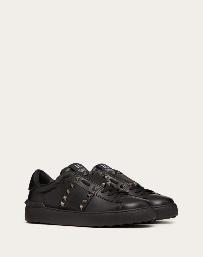Valentino Sneakers Woman Rockstud Untitled Noir Calfskin Leather Sneaker For Woman In Black Black Valentino Sneakers Woman Rockstud Untitled Noir Calfskin Leather Sneaker For Woman In Black Black