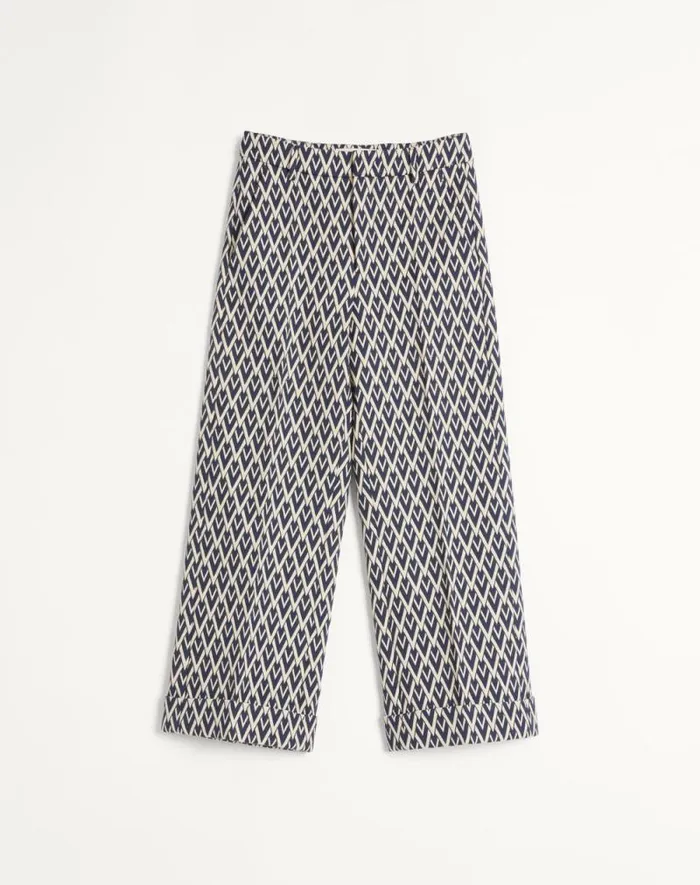 Valentino Suits Man Wool Pants With Cuffs With Toute La V Jacquard Pattern For Man In Nightcream Nightcream Valentino Suits Man Wool Pants With Cuffs With Toute La V Jacquard Pattern For Man In Nightcream Nightcream