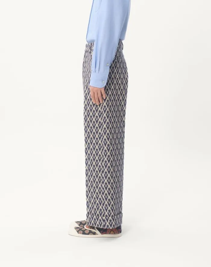 Valentino Suits Man Wool Pants With Cuffs With Toute La V Jacquard Pattern For Man In Nightcream Nightcream Valentino Suits Man Wool Pants With Cuffs With Toute La V Jacquard Pattern For Man In Nightcream Nightcream