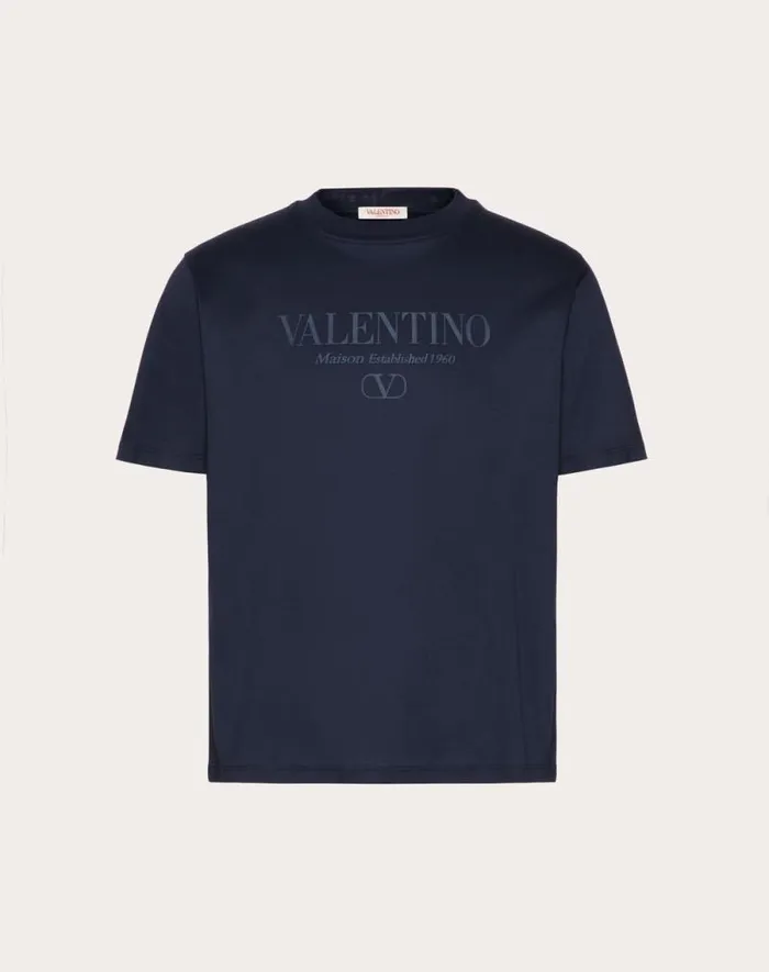 Valentino Tshirts And Sweatshirts Man Valentino Print Cotton Crewneck Tshirt For Man In White White Valentino Tshirts And Sweatshirts Man Valentino Print Cotton Crewneck Tshirt For Man In White White