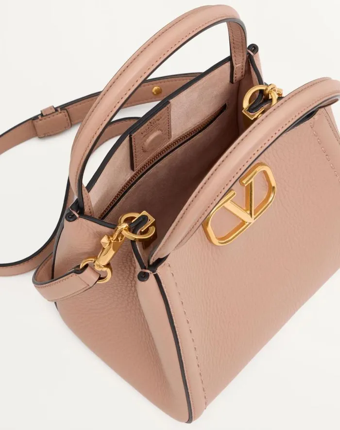 Valentino Top Handle Bags Woman Valentino Garavani Alltime Small Handbag In Grainy Calfskin For Woman In Rose Cannelle Rose Cannelle Valentino Top Handle Bags Woman Valentino Garavani Alltime Small Handbag In Grainy Calfskin For Woman In Rose Cannelle Rose Cannelle