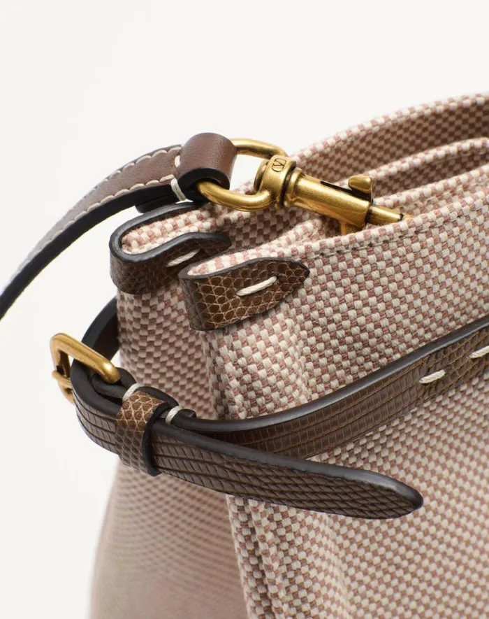 Valentino Totes Man Valentino Garavani Antibes Medium Canvas Shopping Bag For Man In Naturaltobaccoteak Brown Naturaltobaccoteak Brown Valentino Totes Man Valentino Garavani Antibes Medium Canvas Shopping Bag For Man In Naturaltobaccoteak Brown Naturaltobaccoteak Brown