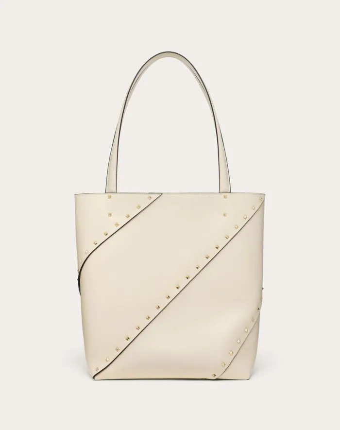 Valentino Totes Woman Valentino Garavani Valentino Garavani Rockstud Wispy Shopping Bag In Calfskin For Woman In Tobacco Tobacco Valentino Totes Woman Valentino Garavani Valentino Garavani Rockstud Wispy Shopping Bag In Calfskin For Woman In Tobacco Tobacco