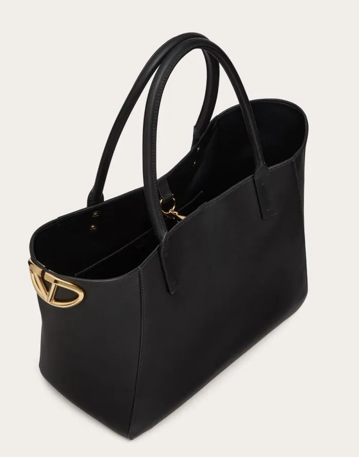 Valentino Totes Woman Vlogo Side Shopping Bag In Nappa Calfskin For Woman In Tobacco Tobacco Valentino Totes Woman Vlogo Side Shopping Bag In Nappa Calfskin For Woman In Tobacco Tobacco