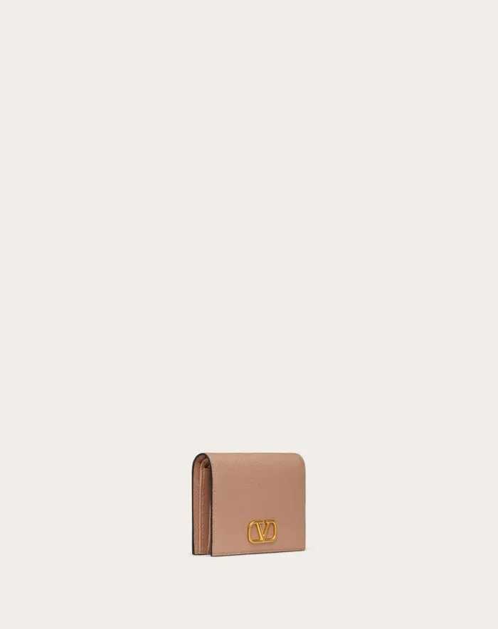 Valentino Wallets And Small Leather Goods Woman Compact Vlogo Signature Grainy Calfskin Wallet For Woman In Rose Cannelle Rose Cannelle Valentino Wallets And Small Leather Goods Woman Compact Vlogo Signature Grainy Calfskin Wallet For Woman In Rose Cannelle Rose Cannelle