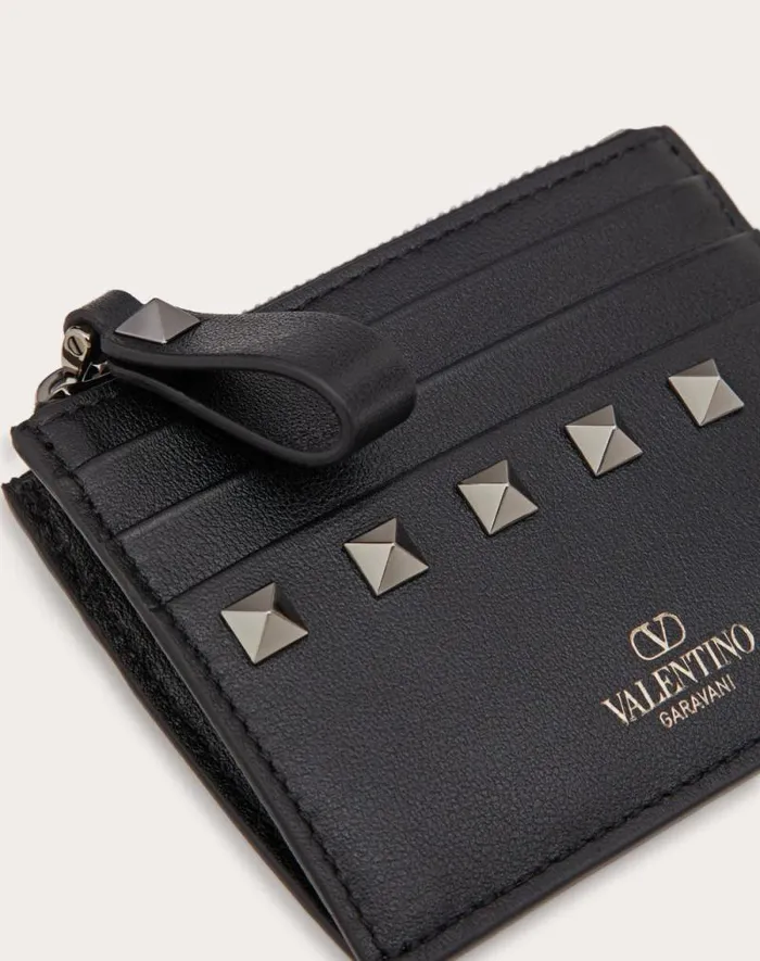 Valentino Wallets And Small Leather Goods Woman Rockstud Calfskin Cardholder With Zipper For Woman In Black Black Valentino Wallets And Small Leather Goods Woman Rockstud Calfskin Cardholder With Zipper For Woman In Black Black