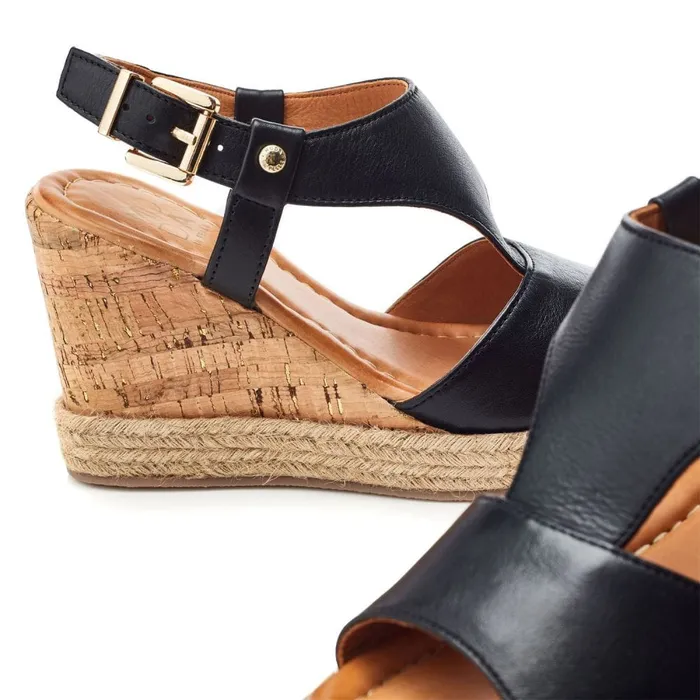 Wedge Sandals Women Moda In Pelle Petrina Black Leather