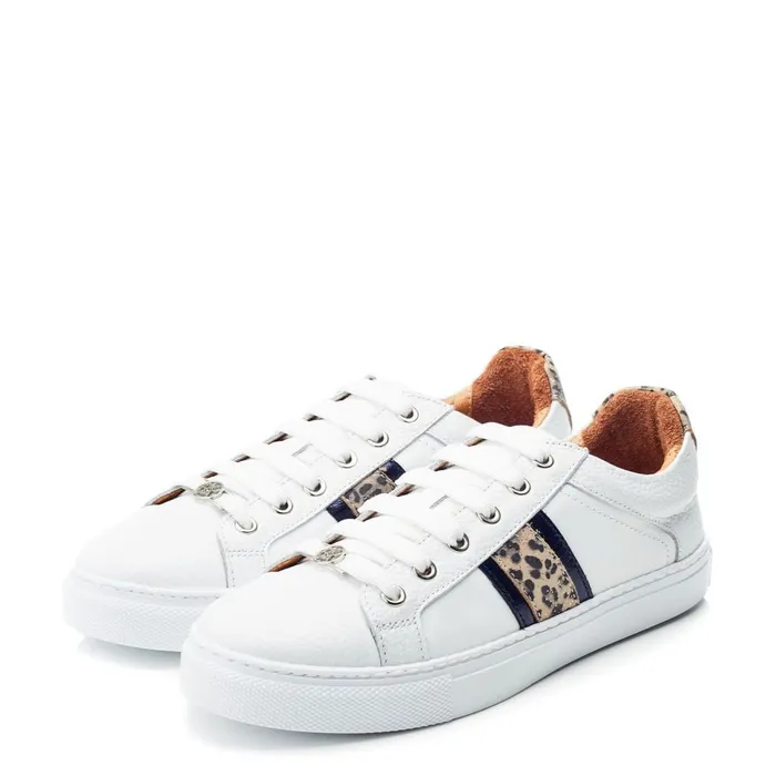 White Trainers Women Moda In Pelle Arzal WhiteNavy Leather