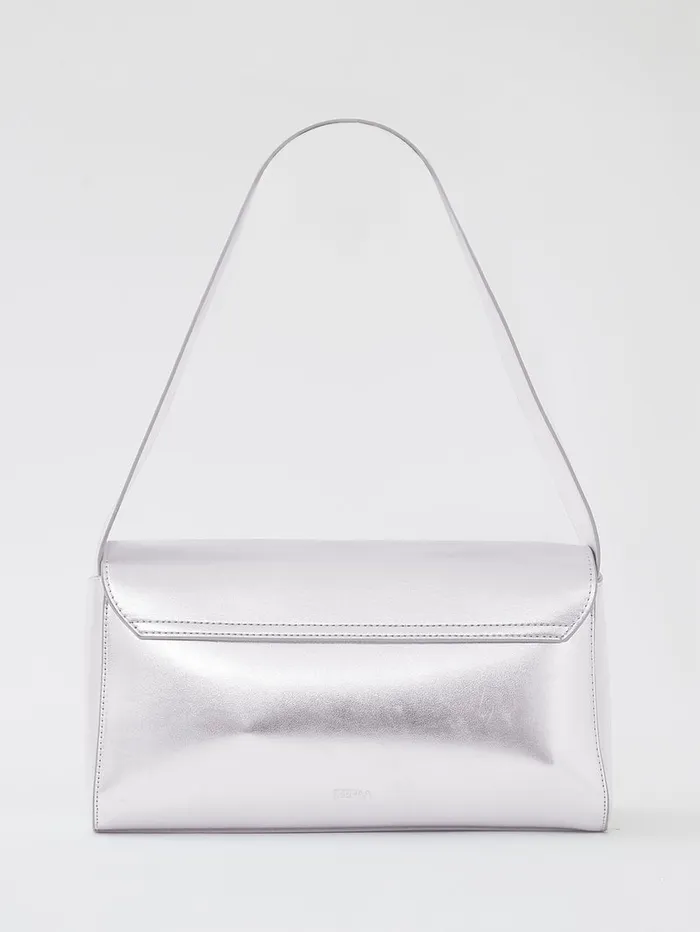 Woman Bags and Purses French Connection Jeenaa X Metallic Envelope Bag High Shine Silver Woman Bags and Purses French Connection Jeenaa X Metallic Envelope Bag High Shine Silver