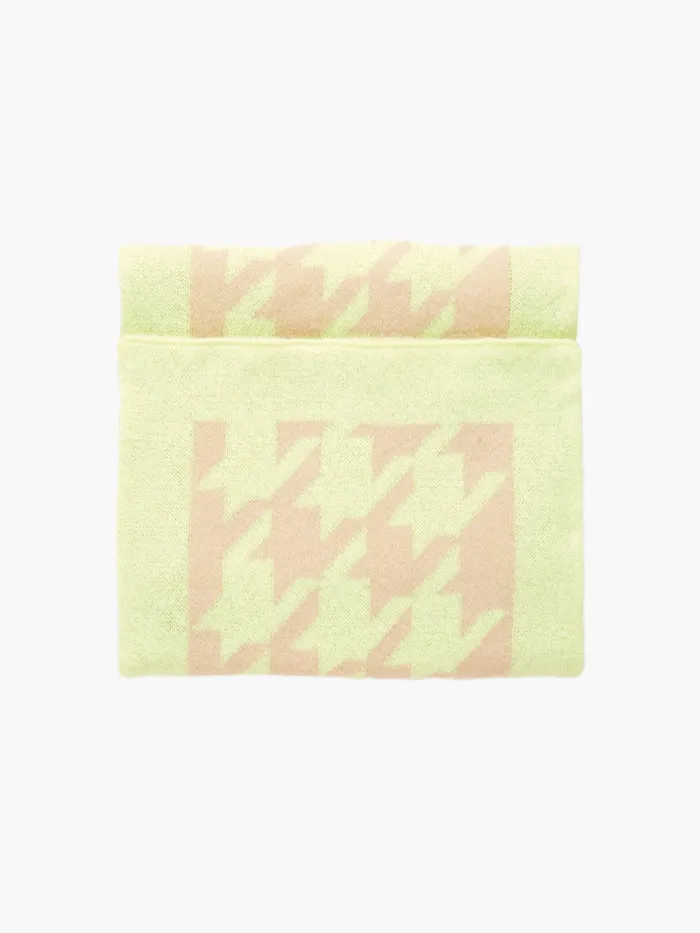 Woman Scarves French Connection Oversized Houndstooth Scarf Sharp Greenoatmeal Woman Scarves French Connection Oversized Houndstooth Scarf Sharp Greenoatmeal