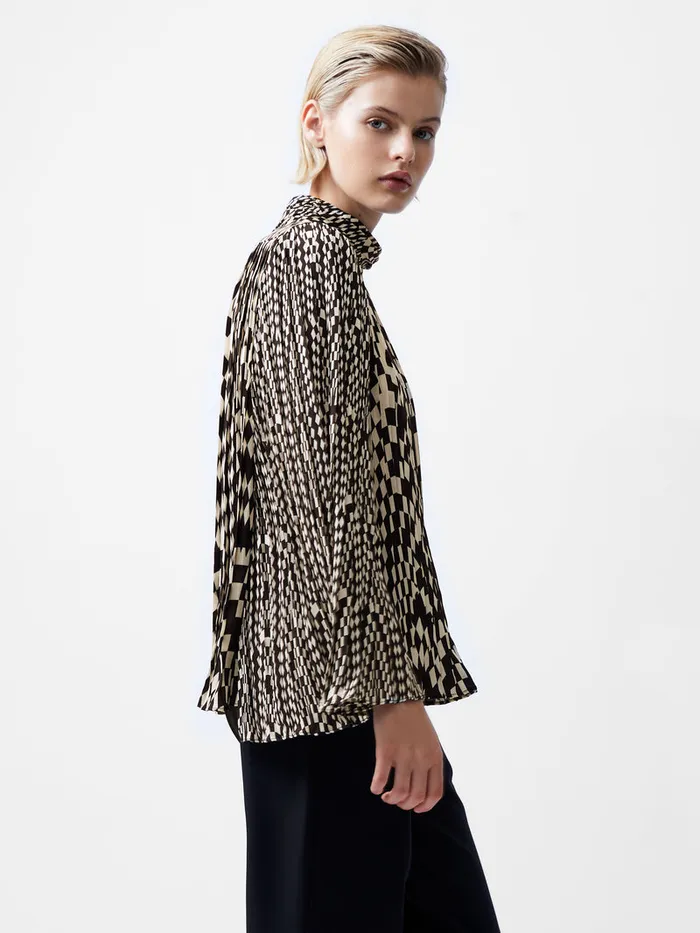 Woman Tops French Connection Fern Arie Pleated Ella Crepe Top Classic Creamblackout Woman Tops French Connection Fern Arie Pleated Ella Crepe Top Classic Creamblackout