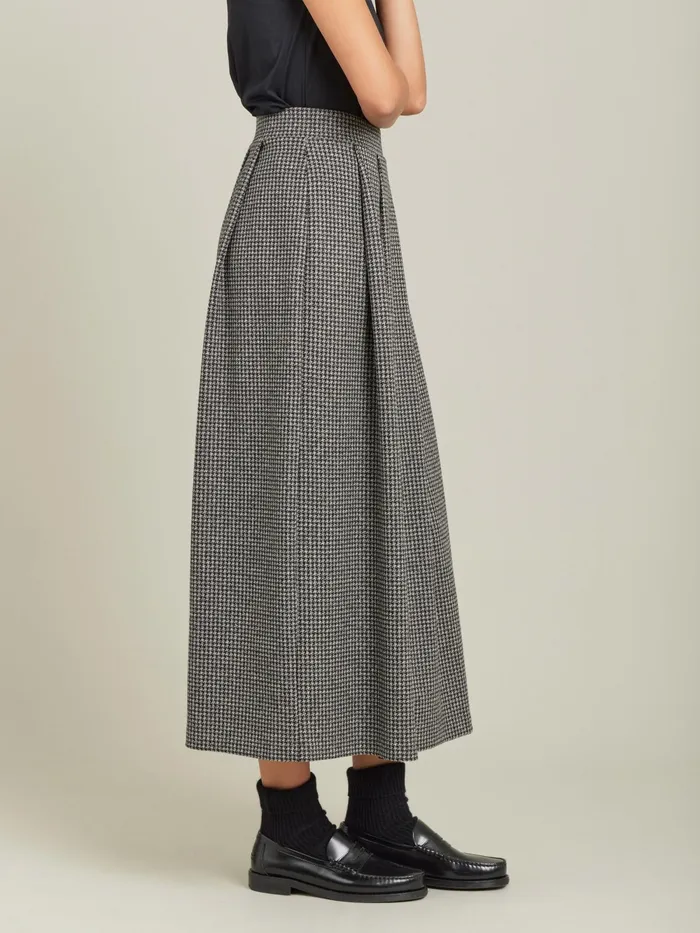Women Agns B Skirts and Shorts Black Jacquard Early River Skirt