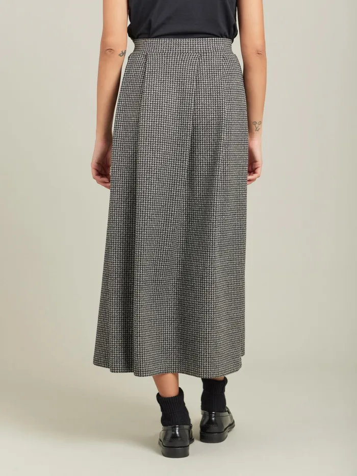 Women Agns B Skirts and Shorts Black Jacquard Early River Skirt