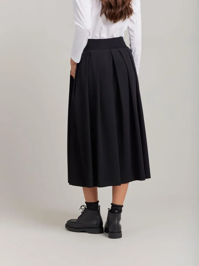 Women Agns B Skirts and Shorts Black Polyester Grand Hotel Skirt