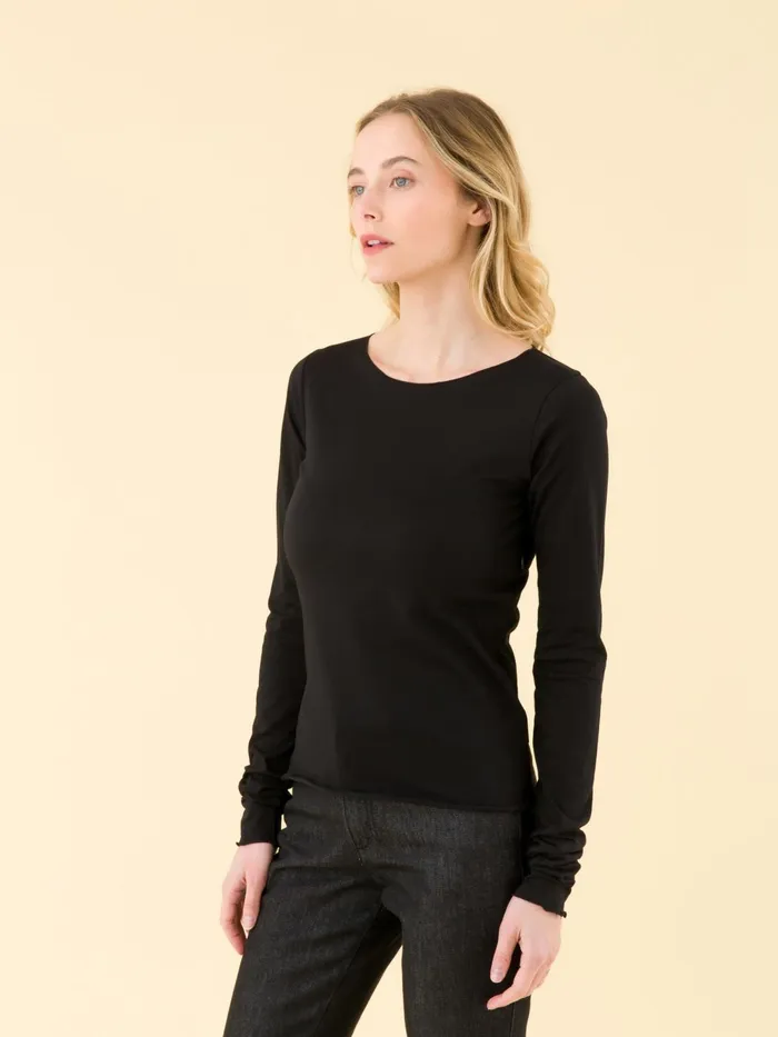 Women Agns B Tshirts and Tank Tops Black Extralong Sleeves Ultra Tshirt