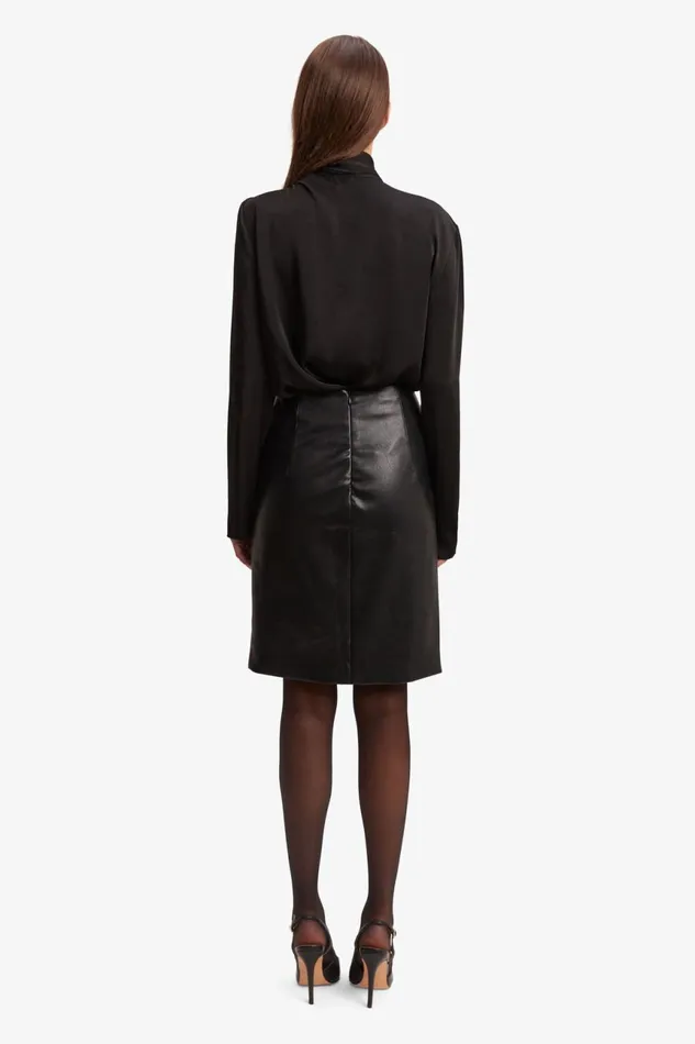 Women Bardot Party Tops Castian Satin Blouse In Black Black Women Bardot Party Tops Castian Satin Blouse In Black Black