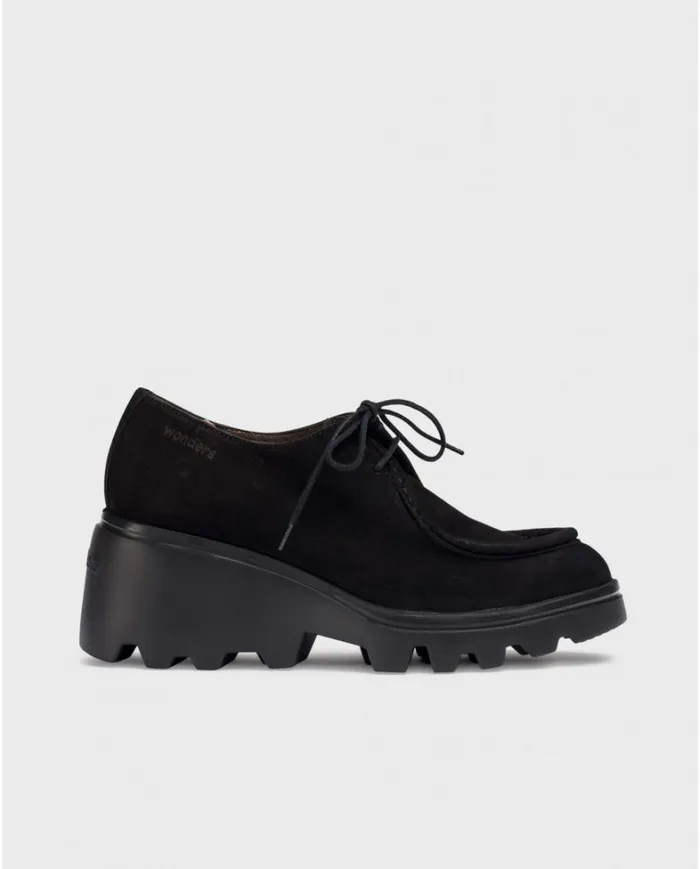 Women Black AMALIA Wallaby Shoe Wonders Wedges