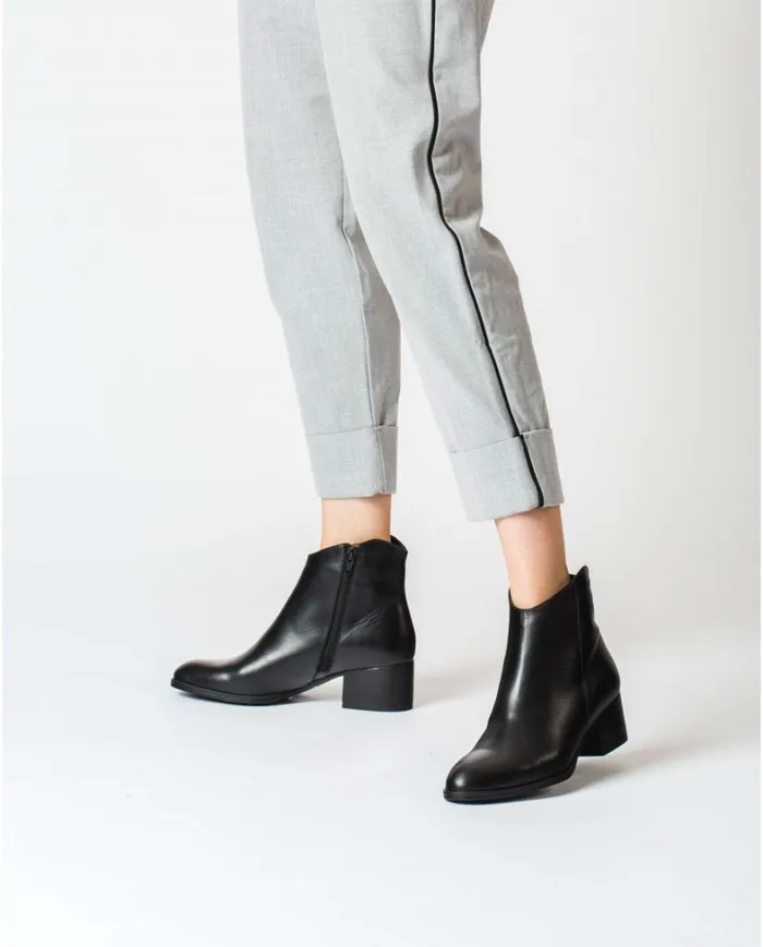 Women Black Easy Ankle Boot Wonders Ankle Boots
