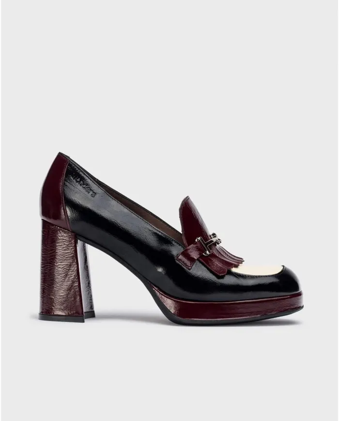 Women Black GUETTA Loafers Wonders Loafers