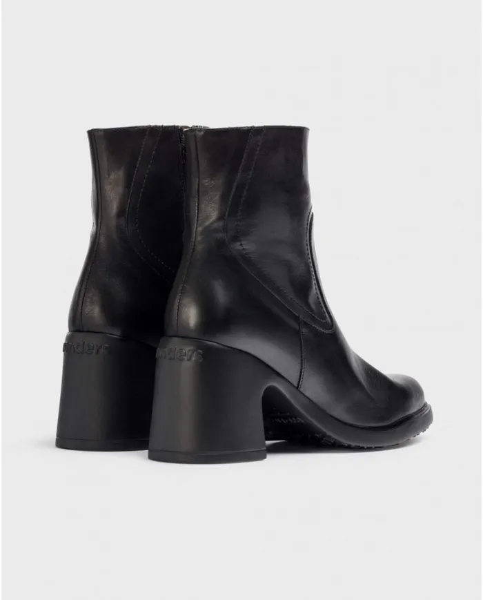 Women Black MINI Ankle Boot Wonders Ankle Boots