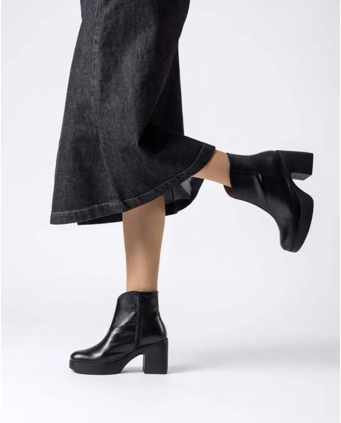 Women Black PAROS Ankle Boot Wonders Ankle Boots