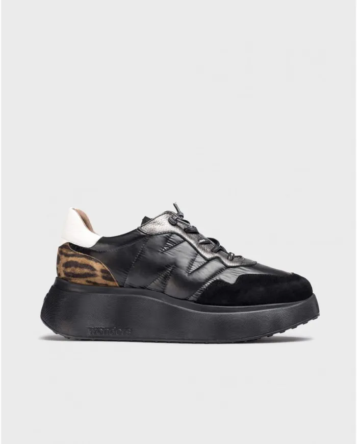Women Black ROMA Sneaker Wonders Platforms