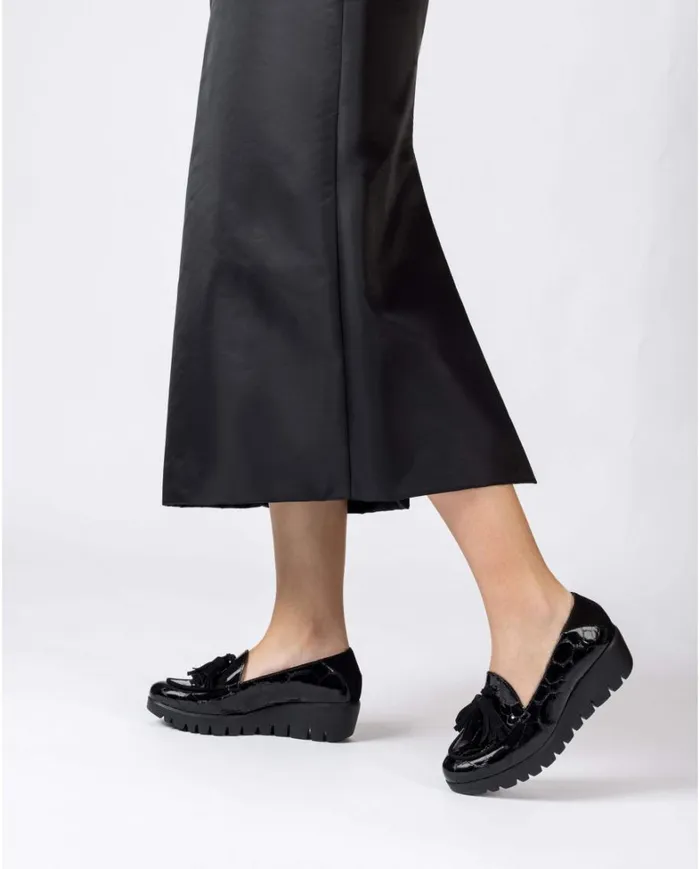 Women Black SIMONE Moccasin Wonders Loafers Women Black SIMONE Moccasin Wonders Loafers