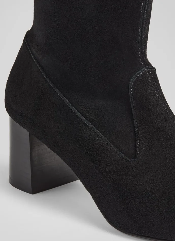Women Boots LKBennett Davina Black Stretch Suede KneeHigh Boots Black Women Boots LKBennett Davina Black Stretch Suede KneeHigh Boots Black