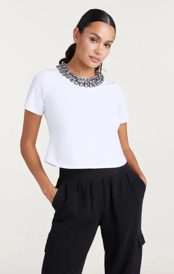 Women Chunky Necklace Shrunken Tee White Cinq Sept Tees