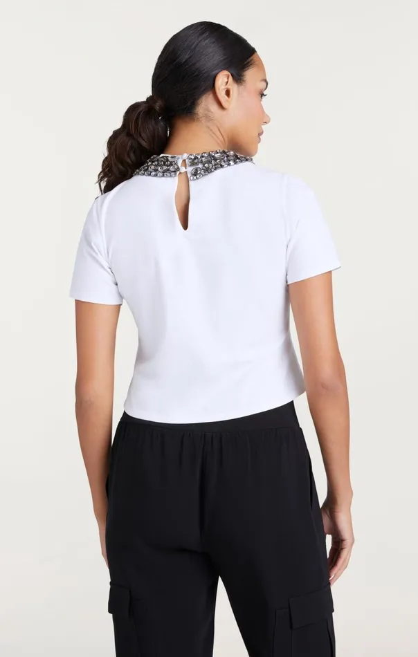 Women Chunky Necklace Shrunken Tee White Cinq Sept Tees